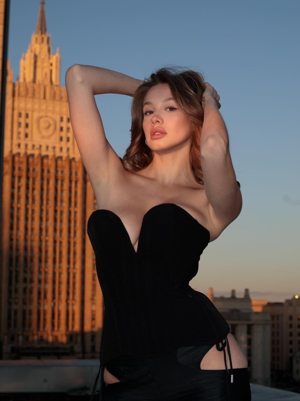 Инесса привлекательная девушка из Пангоды цена от 7000 руб